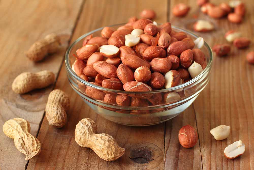 eating peanuts have more benefits more than we know it